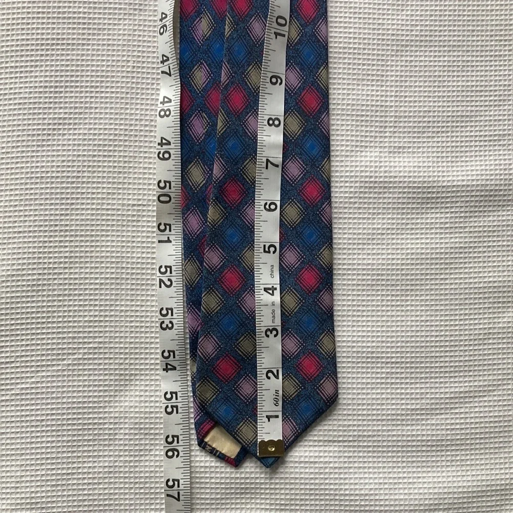 Missoni Vintage 100% silk Blue, lavender, Gray Pink Geometric design Neck Tie